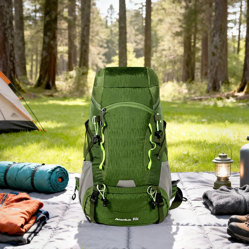 Finvizo durable hiking backpack for men and women on a trail